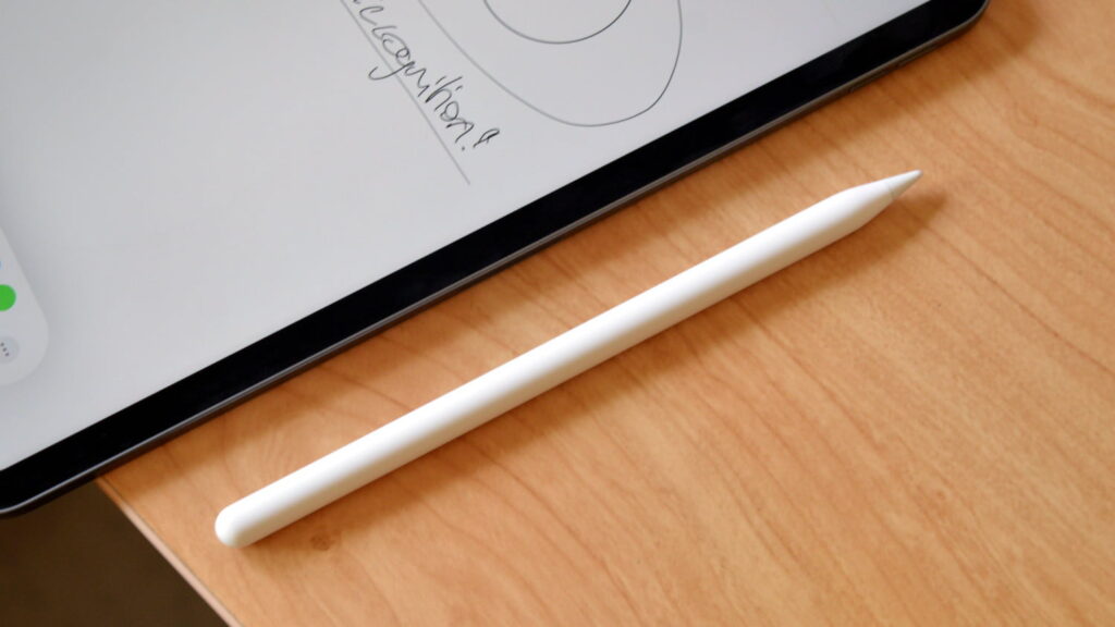اپل پنسیل 2 در iPad Air 2022