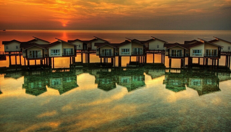 لیست هتل‌‌ها با چشم انداز ساحل نیلگون خلیج فارس در کیش