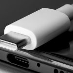 چه وسایلی را می‌توان به پورت USB-C آیفون 15 متصل کرد؟